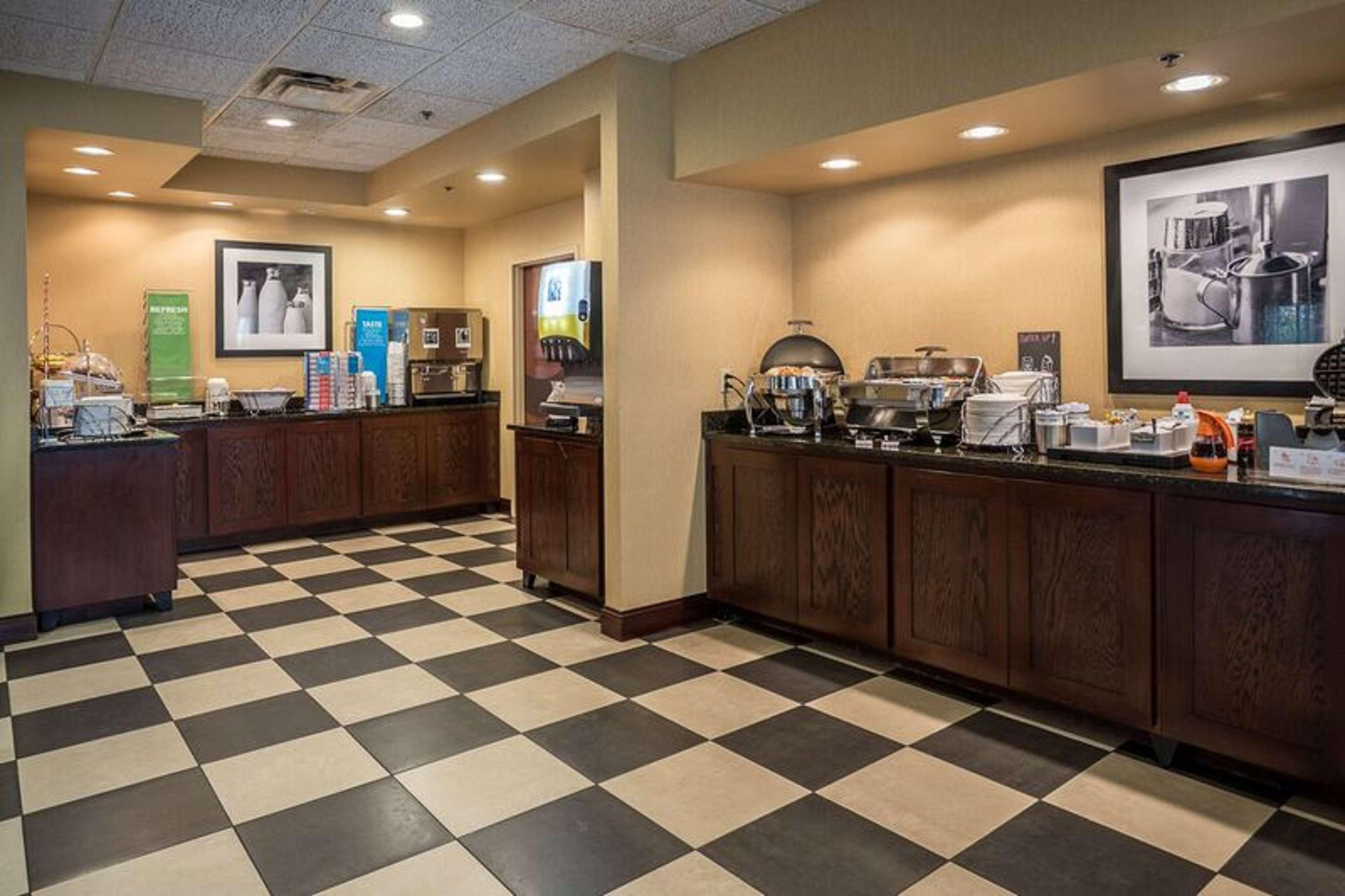 Hampton Inn Somerset Exterior photo