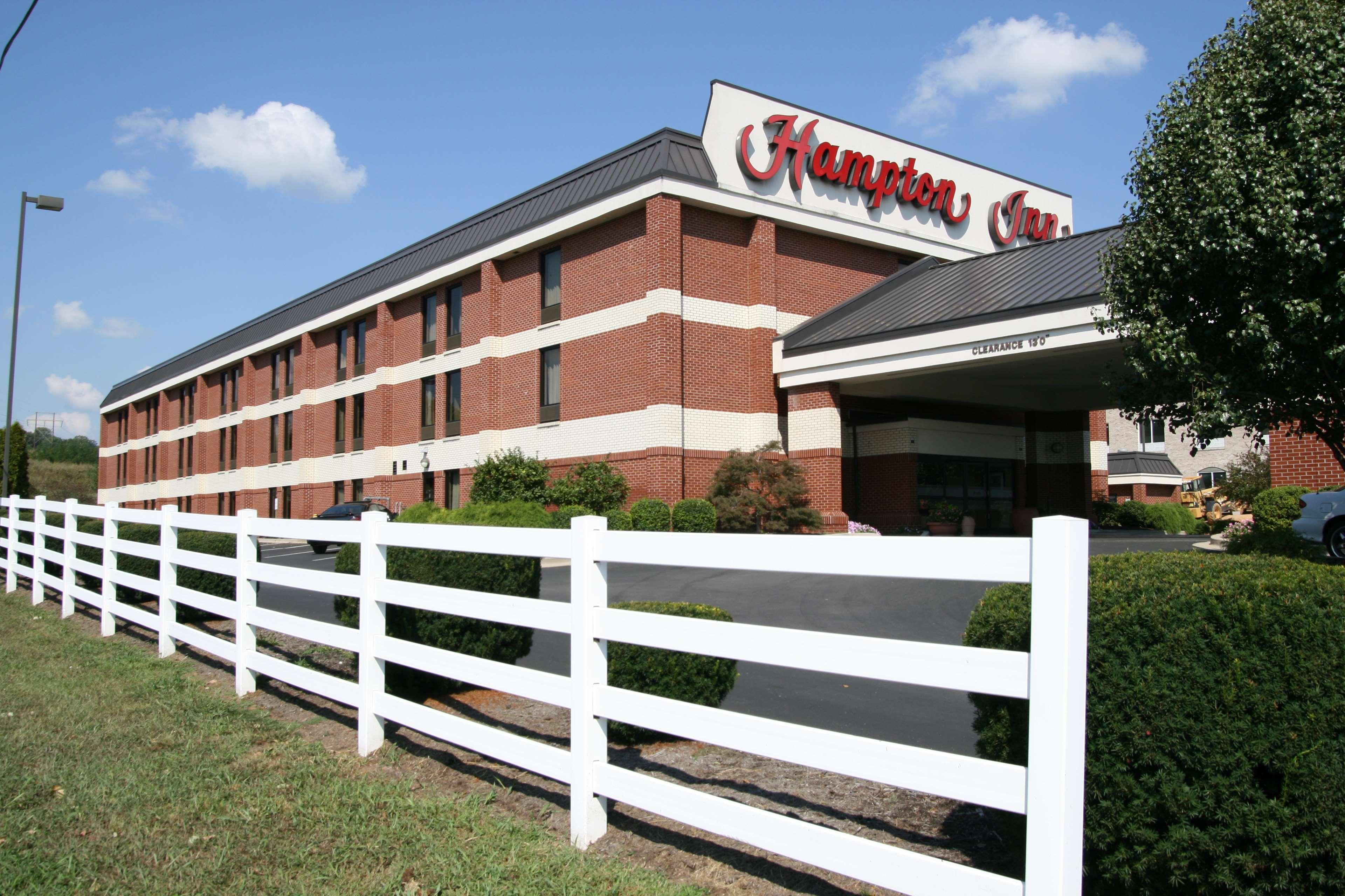 Hampton Inn Somerset Exterior photo