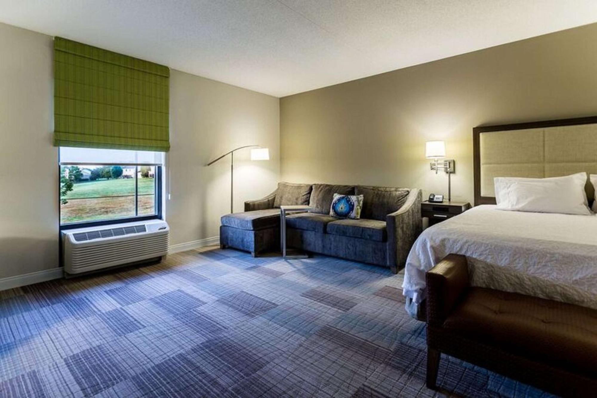 Hampton Inn Somerset Exterior photo